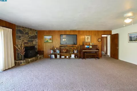 43390 Alta Acres Dr, Three Rivers, CA 93271 photo 4