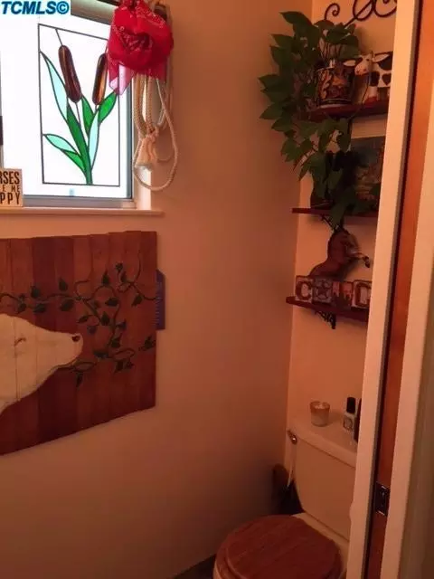 2106 Charles St, Corcoran, CA 93212 photo 9