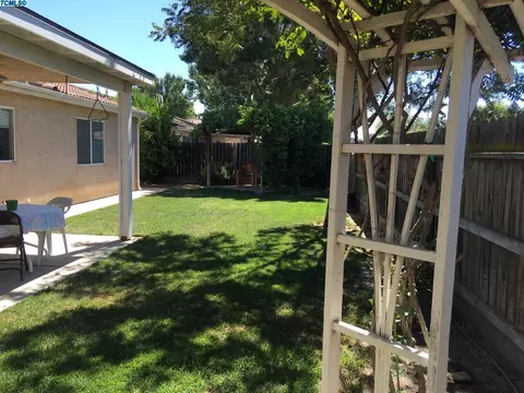 1903 E Copper Ave, Visalia, CA 93292 photo 16