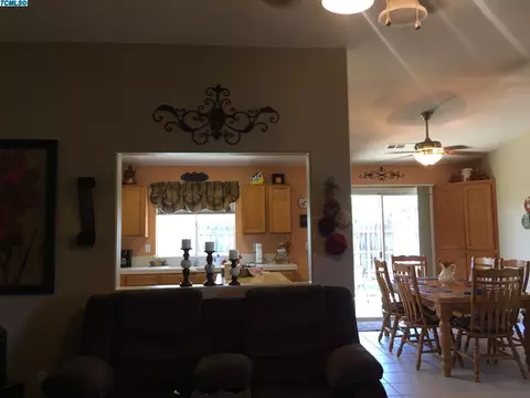 1903 E Copper Ave, Visalia, CA 93292 photo 6