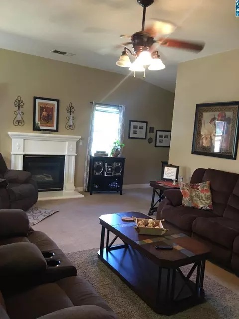 1903 E Copper Ave, Visalia, CA 93292 photo 8