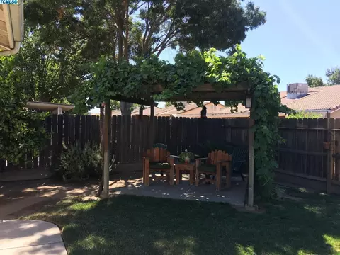 1903 E Copper Ave, Visalia, CA 93292 photo 19