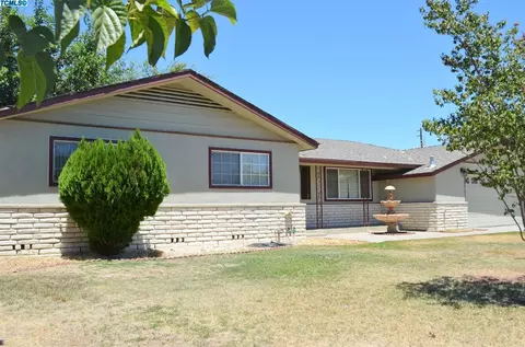316 E Spruce Ave, Lemoore, CA 93245 photo 32