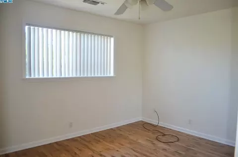 316 E Spruce Ave, Lemoore, CA 93245 photo 10