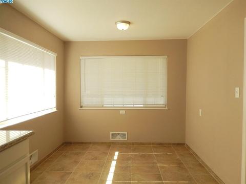 342 E Gail Ave, Tulare, CA 93274 photo 11