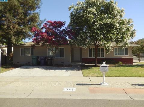 342 E Gail Ave, Tulare, CA 93274 photo 2