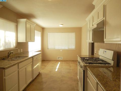 342 E Gail Ave, Tulare, CA 93274 photo 10
