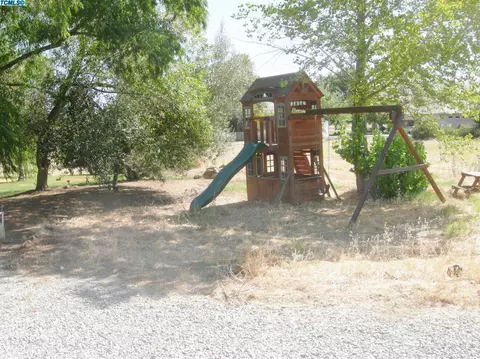 30270 Sierra Sunrise Dr, Exeter, CA 93221 photo 7