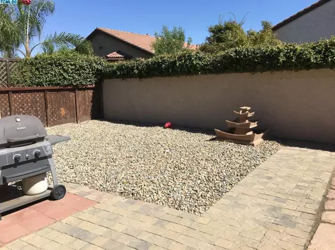 1211 E Mesa Ct, Visalia, CA 93292 photo 32