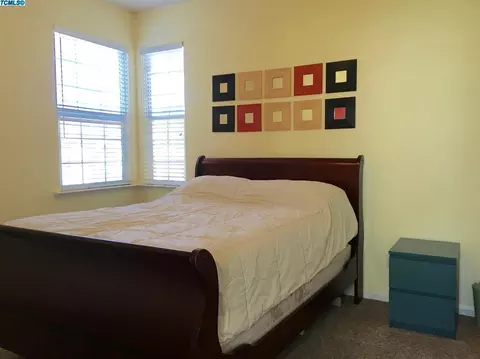 1211 E Mesa Ct, Visalia, CA 93292 photo 20