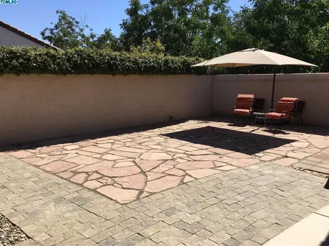 1211 E Mesa Ct, Visalia, CA 93292 photo 33