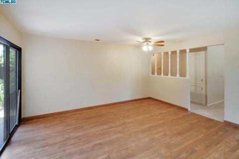 804 W Willow St, Exeter, CA 93221 photo 8