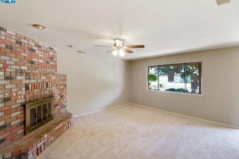 804 W Willow St, Exeter, CA 93221 photo 6