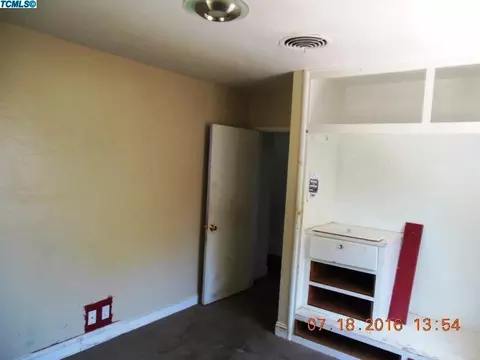 977 Windsor Dr, Tulare, CA 93274 photo 20