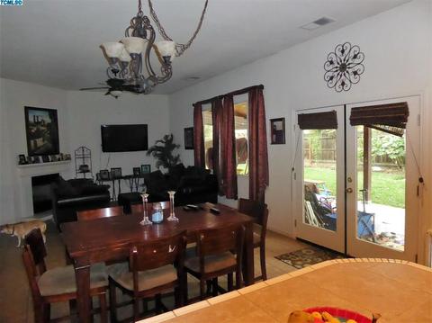 3946 E Cambridge Ave, Visalia, CA 93292 photo 16