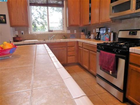 3946 E Cambridge Ave, Visalia, CA 93292 photo 15