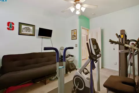 1300 E Mesa Ct, Visalia, CA 93292 photo 12