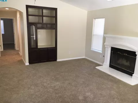 3937 E Harold Ave, Visalia, CA 93292 photo 12