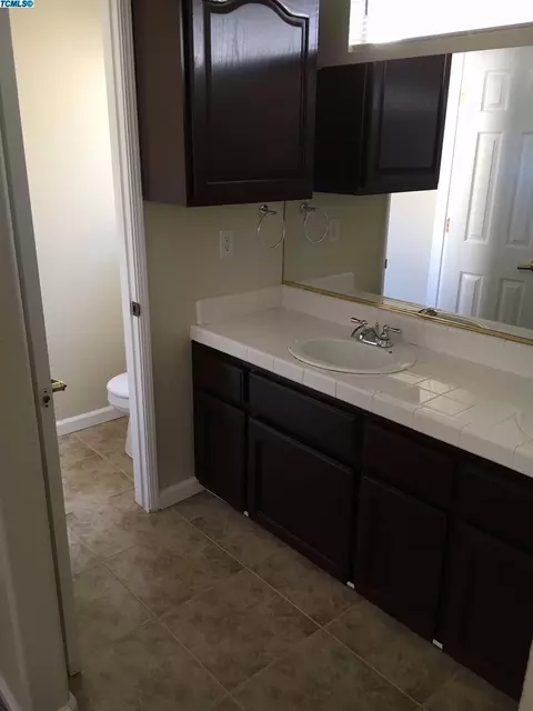 3937 E Harold Ave, Visalia, CA 93292 photo 22