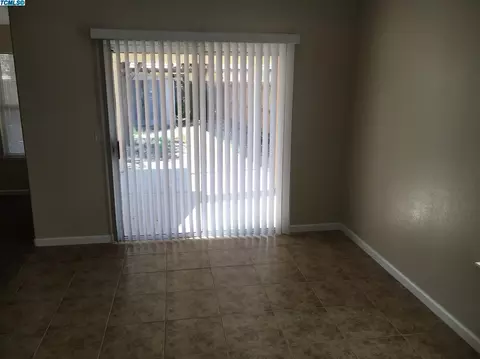 3937 E Harold Ave, Visalia, CA 93292 photo 8