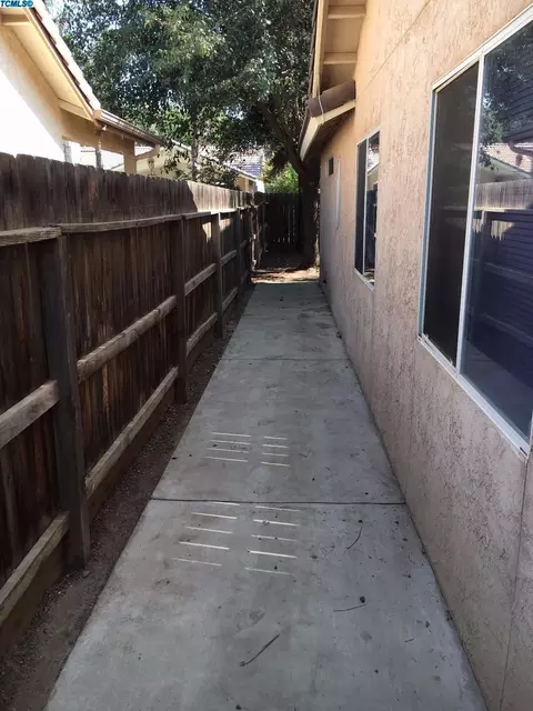 3937 E Harold Ave, Visalia, CA 93292 photo 25