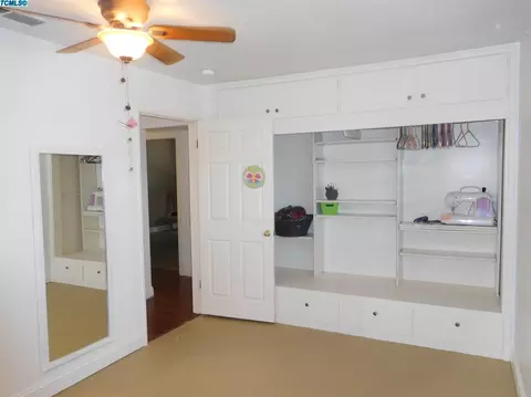 1426 W Iris Ave, Visalia, CA 93277 photo 14