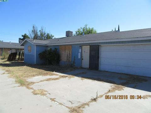 1163 E Millard Way, Dinuba, CA 93618 photo 2