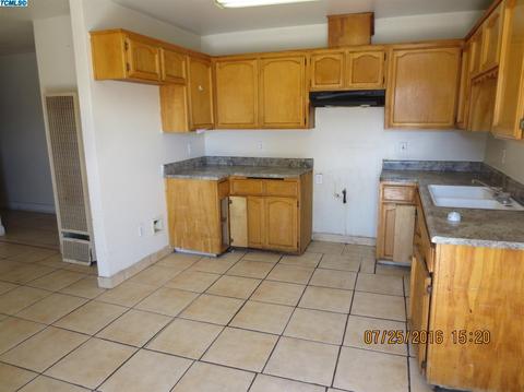 1163 E Millard Way, Dinuba, CA 93618 photo 5