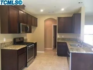 2005 E Monte Verde Ave, Visalia, CA 93292 photo 8