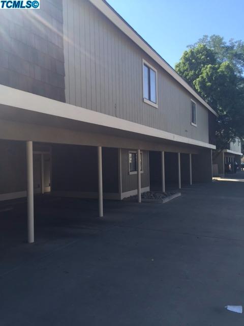 230 E Bush St, Lemoore, CA 93245 photo 3