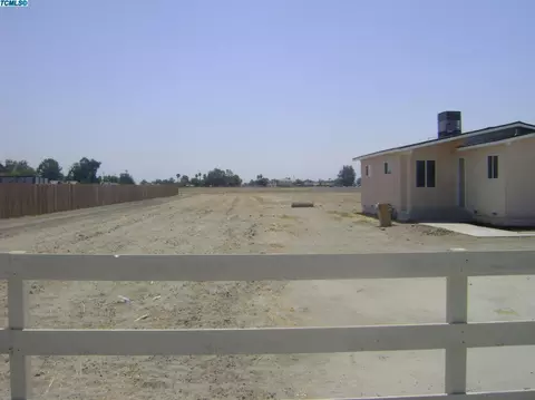 2633 North Ave, Corcoran, CA 93212 photo 1