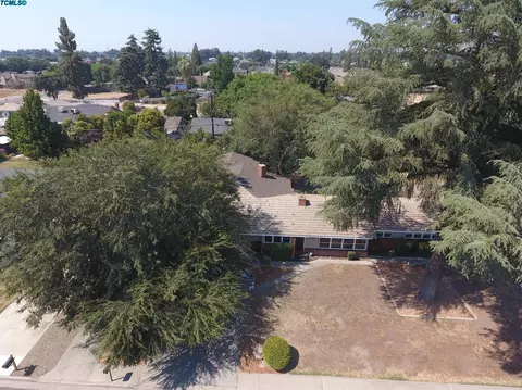 2202 E College Ave, Visalia, CA 93292 photo 44