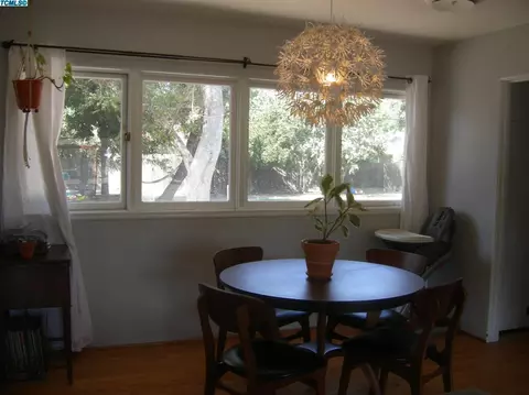 2202 E College Ave, Visalia, CA 93292 photo 13