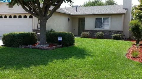 2075 Hatch Ave, Tulare, CA 93274 photo 1
