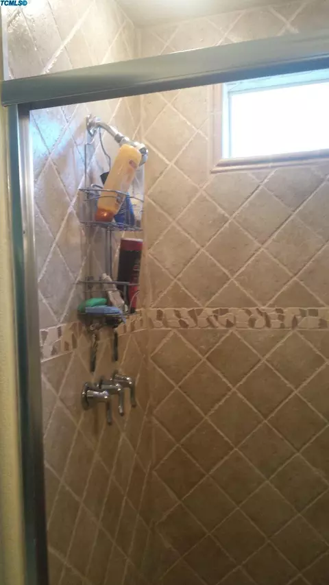 2075 Hatch Ave, Tulare, CA 93274 photo 8