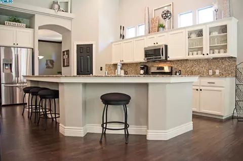 1141 E Arlen Ave, Visalia, CA 93292 photo 18