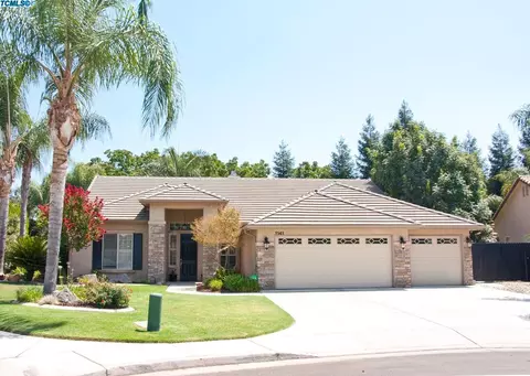 1141 E Arlen Ave, Visalia, CA 93292 photo 1