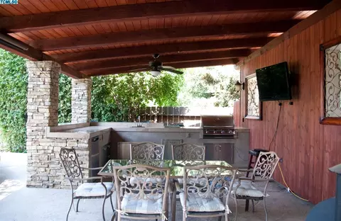 1141 E Arlen Ave, Visalia, CA 93292 photo 62
