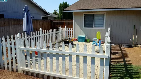 1424 Joyce Pl, Exeter, CA 93221 photo 18