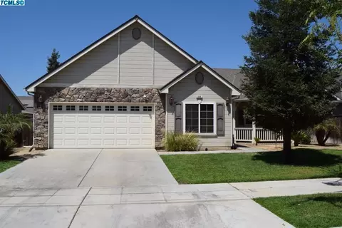 346 E Beech Ave, Reedley, CA 93654 photo 2