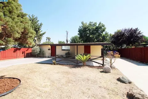 204 Plum St, Exeter, CA 93221 photo 2