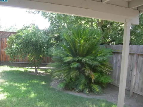 4012 S Dans St, Visalia, CA 93277 photo 24