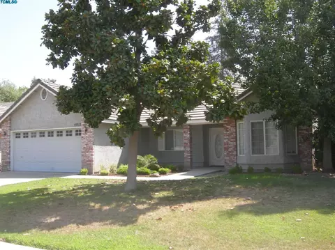 4012 S Dans St, Visalia, CA 93277 photo 1