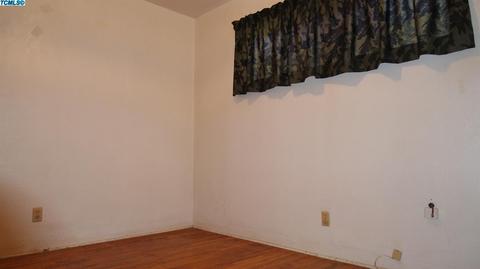 625 E North View Ave, Visalia, CA 93292 photo 16