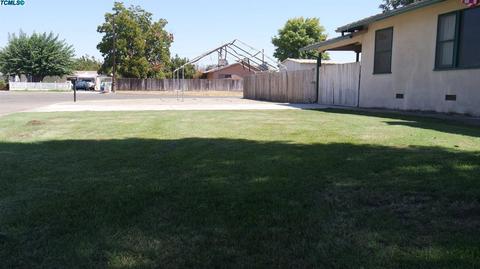625 E North View Ave, Visalia, CA 93292 photo 32