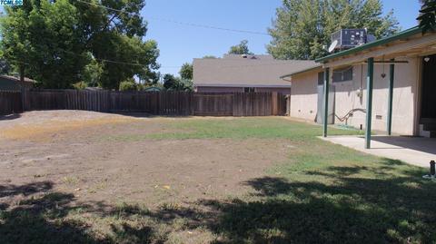 625 E North View Ave, Visalia, CA 93292 photo 25