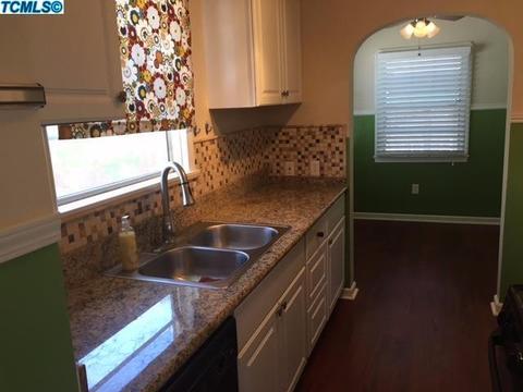 910 N Willis St, Visalia, CA 93292 photo 4