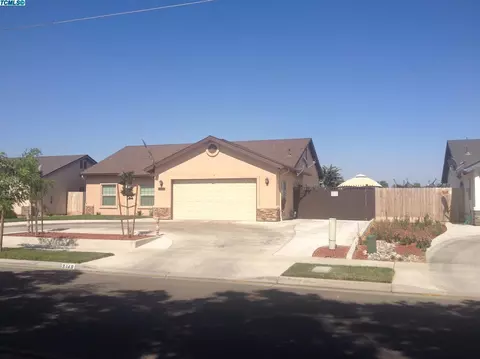 1036 E Vine Ct, Visalia, CA 93292 photo 1