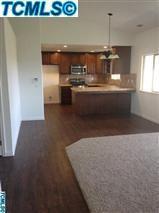 1010 E Vine Ct, Visalia, CA 93292 photo 3