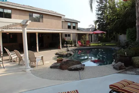 3323 E Birch Ct, Visalia, CA 93292 photo 33